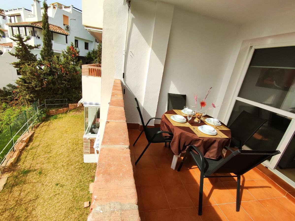 2Bdr Sunny Apartment With Pool And Private Parking In Benalmádena Exterior photo