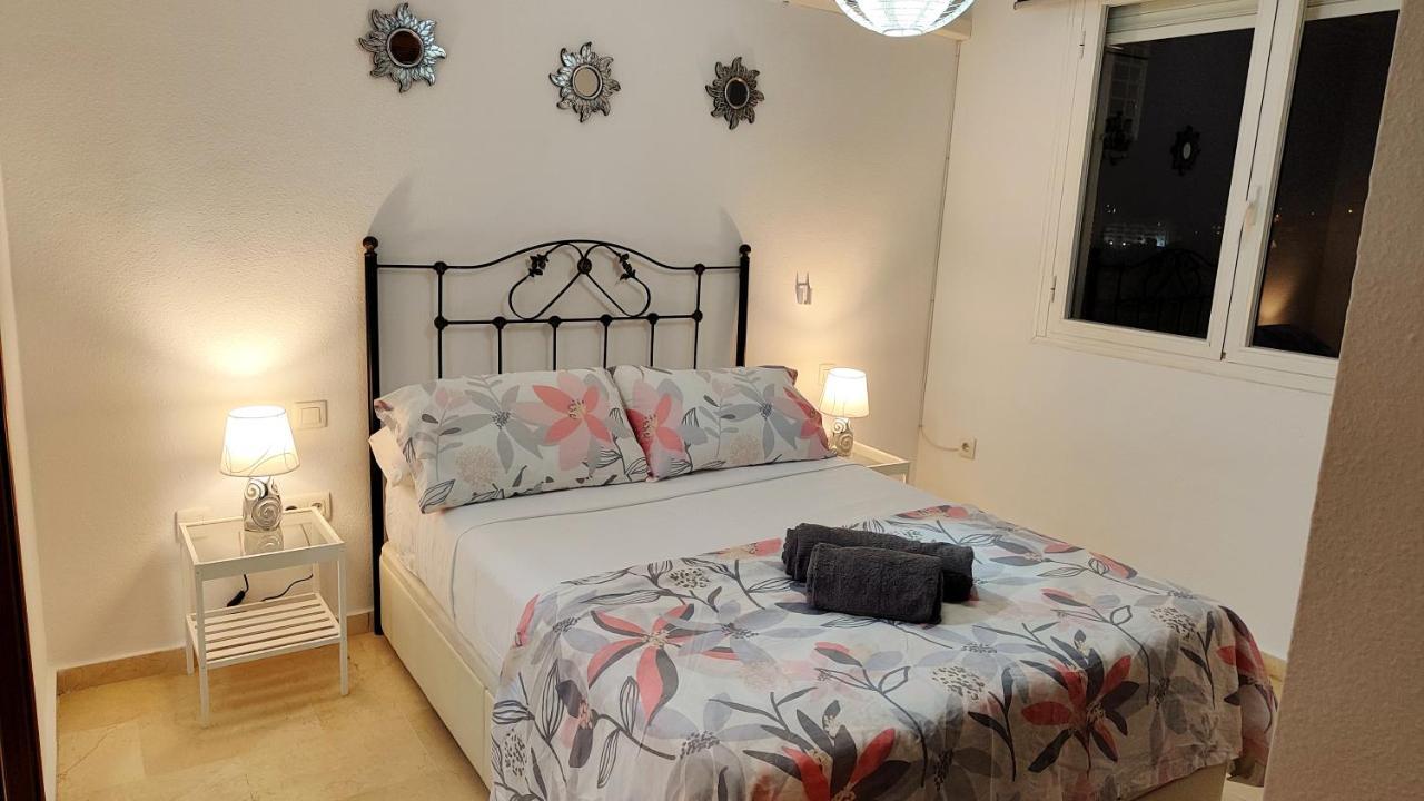 2Bdr Sunny Apartment With Pool And Private Parking In Benalmádena Exterior photo