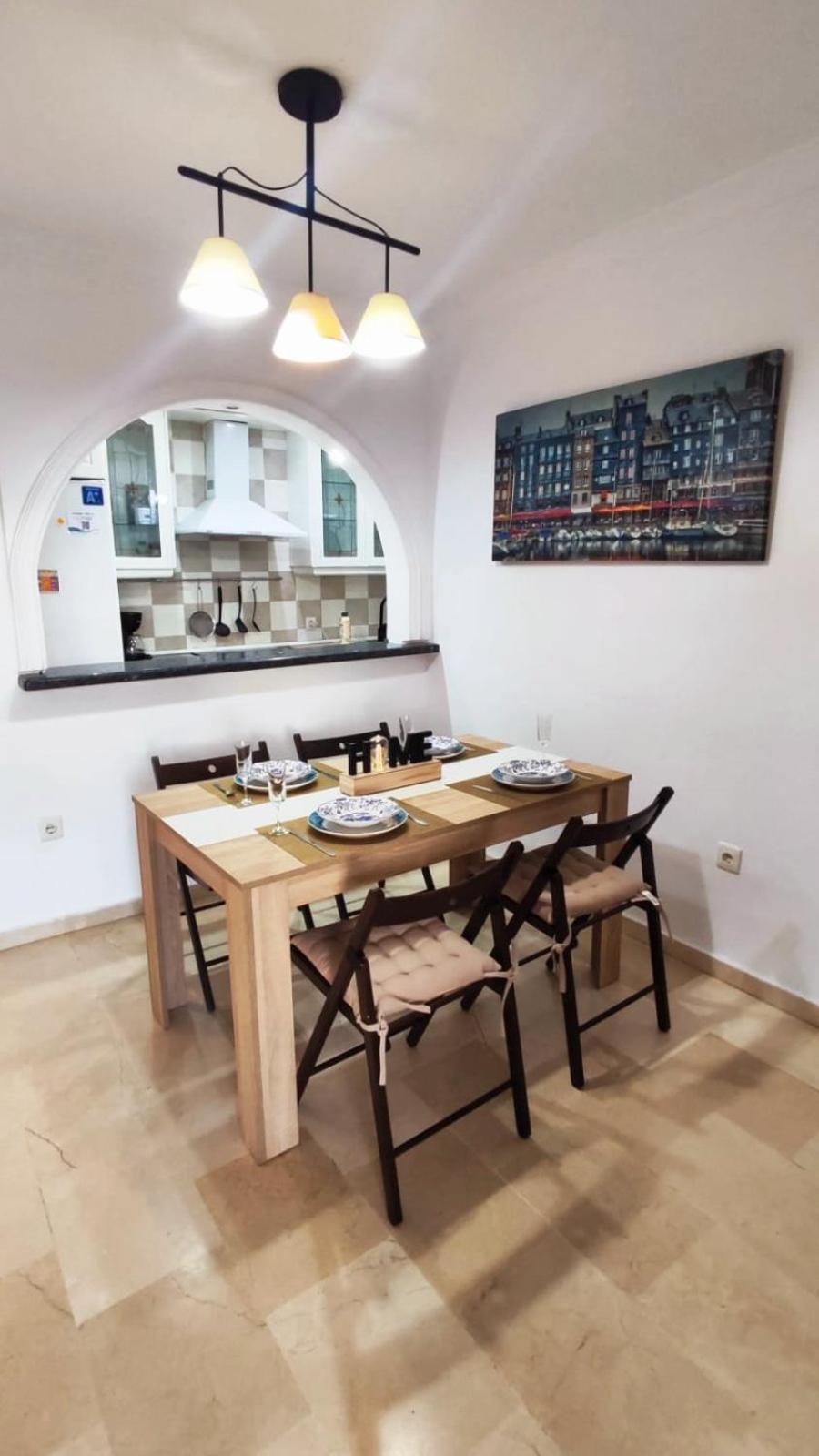 2Bdr Sunny Apartment With Pool And Private Parking In Benalmádena Exterior photo